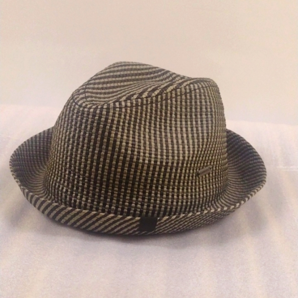 Stylish Grey Checkered Fedora Hat